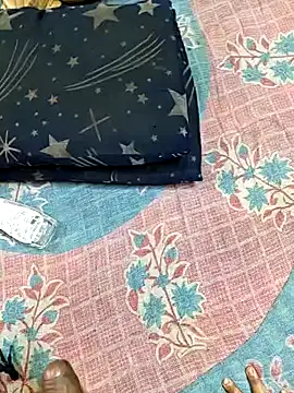 Snapshot of GF_nd_BF_ chatting on 31, 10, 2025 GF nd BF  online show from 31, 10, 2025