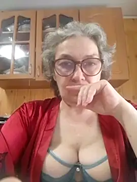 Snapshot of IrinaSweet54 chatting on 29, 4, 2026 IrinaSweet54 online show from 29, 4, 2026