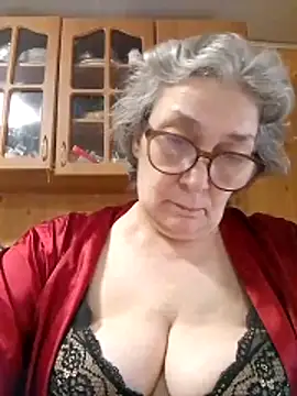 Snapshot of IrinaSweet54 chatting on 10, 5, 2026 IrinaSweet54 online show from 10, 5, 2026