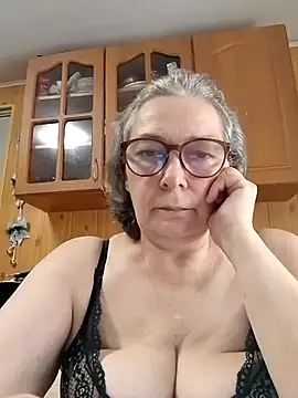 Snapshot of IrinaSweet54 chatting on 1, 7, 2026 IrinaSweet54 online show from 1, 7, 2026