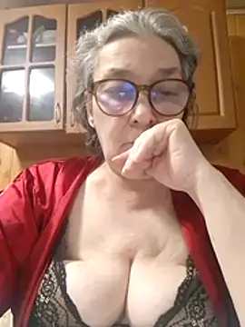 Snapshot of IrinaSweet54 chatting on 7, 7, 2026 IrinaSweet54 online show from 7, 7, 2026