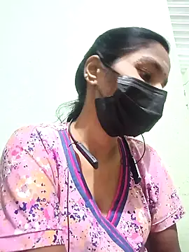 anusiya01 online show from 4, 1, 2025