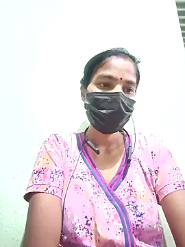 anusiya01 online show from 5, 1, 2025