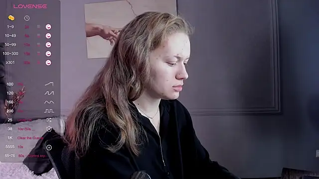 Snapshot of Ariell_Margot_ chatting on 6, 1, 2025 Ariell Margot online show from 6, 1, 2025