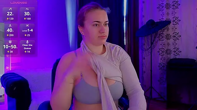 Snapshot of Ariell_Margot_ chatting on 17, 10, 2025 Ariell Margot  online show from 17, 10, 2025