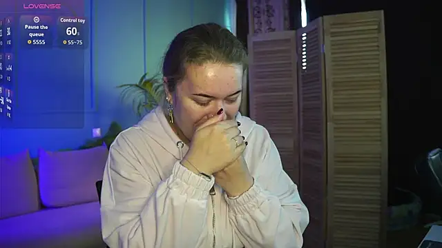 Snapshot of Ariell_Margot_ chatting on 18, 10, 2025 Ariell Margot  online show from 18, 10, 2025