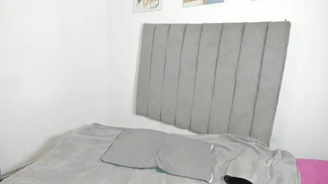 Snapshot of sarah__bigboobs chatting on 23, 10, 2025 sarah  bigboobs online show from 23, 10, 2025