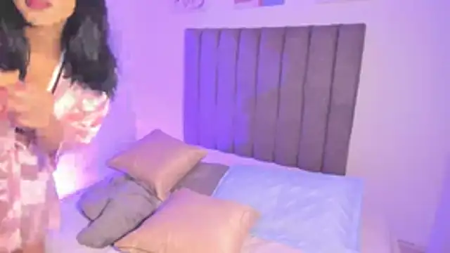 Snapshot of sarah__bigboobs chatting on 2, 11, 2025 sarah  bigboobs online show from 2, 11, 2025