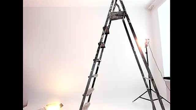 YourSuperModel online show from 2, 5, 2026