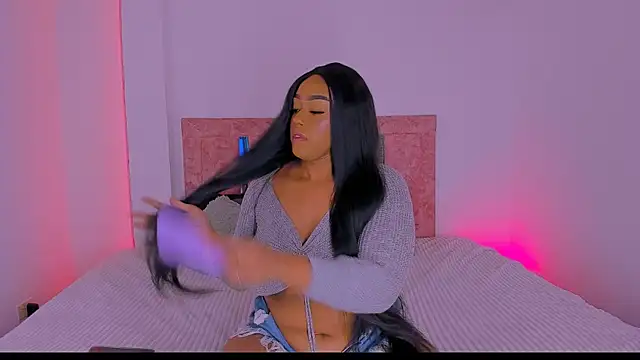 Emily Williams12 online show from 31, 7, 2026