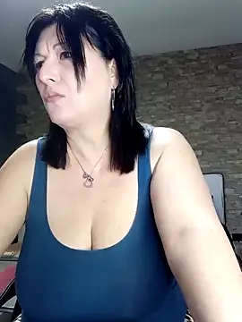 Leylaaxxx online show from 8, 1, 2025