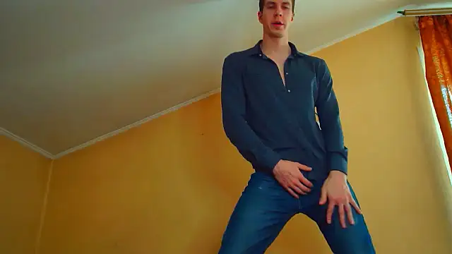 Snapshot of Chris_Brien chatting on 6, 4, 2026 Chris Brien online show from 6, 4, 2026