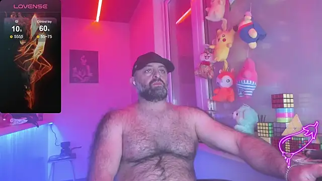 Snapshot of MAGABEAR077 chatting on 17, 3, 2025 MAGABEAR077 online show from 17, 3, 2025