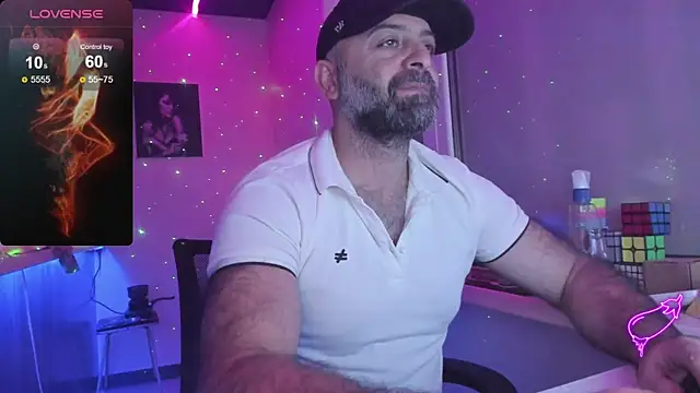 Snapshot of MAGABEAR077 chatting on 26, 10, 2025 MAGABEAR077 online show from 26, 10, 2025