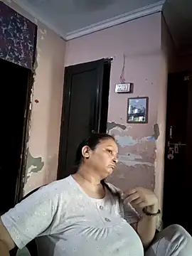 Kavya kapoor online show from 10, 5, 2026
