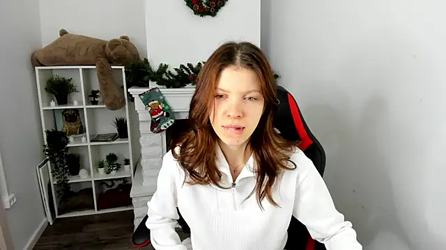 Snapshot of Baby_Evalena chatting on 20, 12, 2024 Baby Evalena online show from 20, 12, 2024