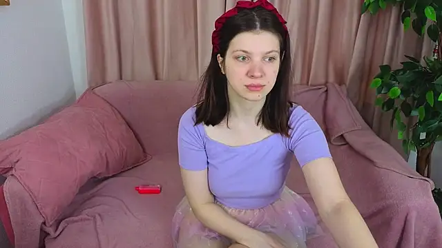 Baby Evalena online show from 20, 6, 2026