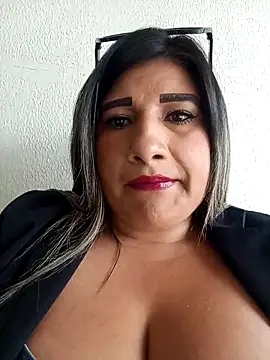 Snapshot of Hannahcandyy chatting on 10, 4, 2026 Hannahcandyy online show from 10, 4, 2026