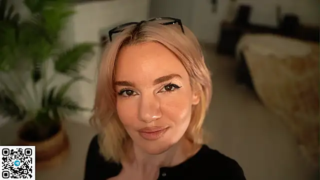 Snapshot of Heidi11 chatting on 26, 3, 2026 Heidi11 online show from 26, 3, 2026