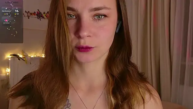 Snapshot of Pink_SeaGul chatting on 28, 9, 2025 Pink SeaGul online show from 28, 9, 2025