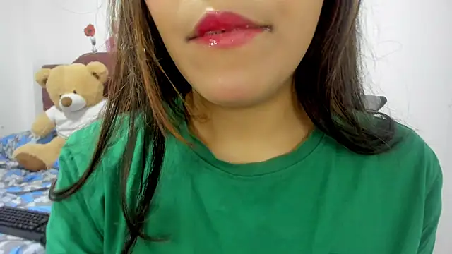 Snapshot of veky_saliva01 chatting on 10, 2, 2025 veky saliva01 online show from 10, 2, 2025