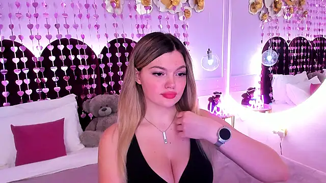 ZaraBloom online show from 12, 2, 2026