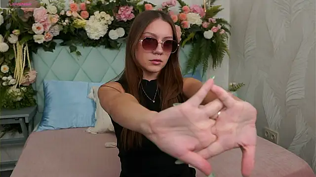 AliceBrayan online show from 12, 3, 2026