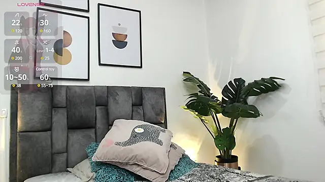 Snapshot of samy_l chatting on 20, 12, 2024 samy l online show from 20, 12, 2024