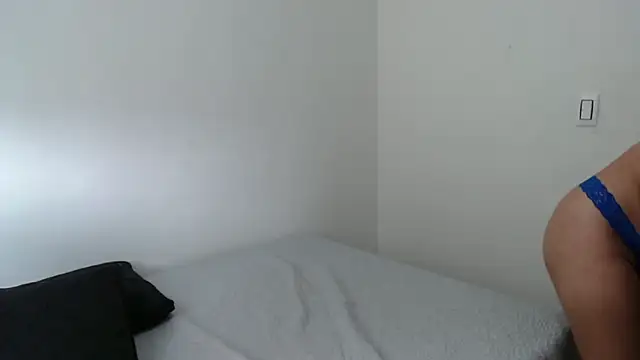 Snapshot of miss_rose1 chatting on 23, 12, 2024 miss rose1 online show from 23, 12, 2024