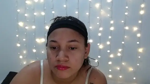 Snapshot of miss_rose1 chatting on 25, 1, 2025 miss rose1 online show from 25, 1, 2025