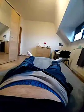 pascalino100 online show from 20, 2, 2025