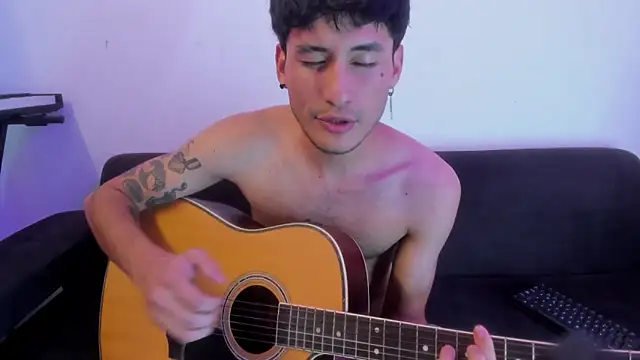 Snapshot of Henrikk_senn chatting on 13, 3, 2026 Henrikk senn online show from 13, 3, 2026