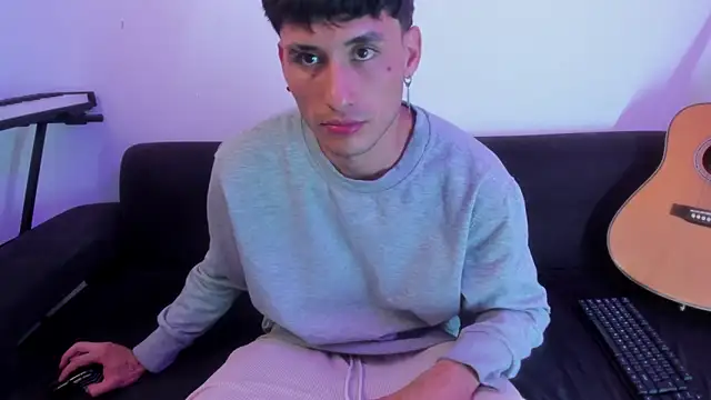 Snapshot of Henrikk_senn chatting on 24, 3, 2026 Henrikk senn online show from 24, 3, 2026