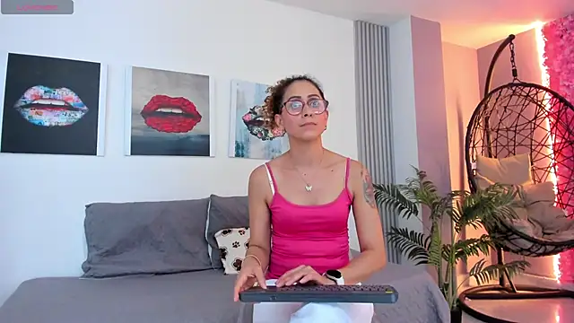 Angela donnato online show from 7, 2, 2025