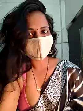 Snapshot of Nehubhabhi26 chatting on 25, 12, 2024 Nehubhabhi26 online show from 25, 12, 2024