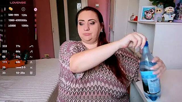 lovely adelle online show from 23, 11, 2025