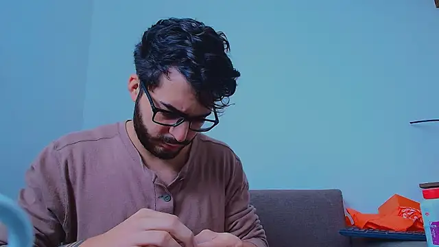 thomas gun online show from 4, 3, 2026