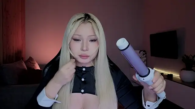 RileyMee online show from 15, 3, 2026