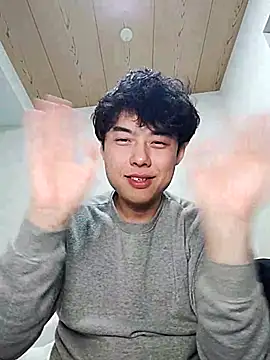 whitebriefboy online show from 28, 2, 2025