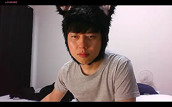 whitebriefboy online show from 31, 10, 2025