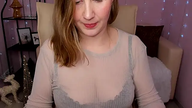 Snapshot of Helens_love chatting on 10, 12, 2024 Helens love online show from 10, 12, 2024