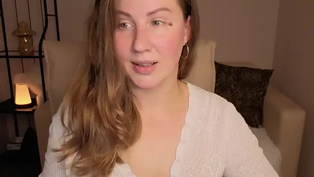 Snapshot of Helens_love chatting on 25, 9, 2025 Helens love online show from 25, 9, 2025