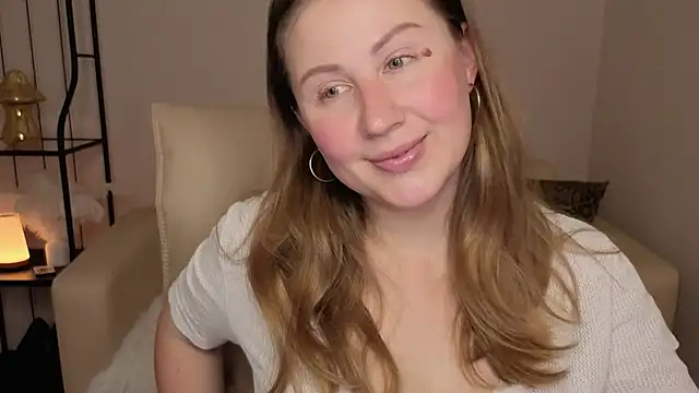 Snapshot of Helens_love chatting on 1, 11, 2025 Helens love online show from 1, 11, 2025