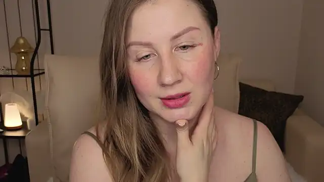 Snapshot of Helens_love chatting on 3, 4, 2026 Helens love online show from 3, 4, 2026