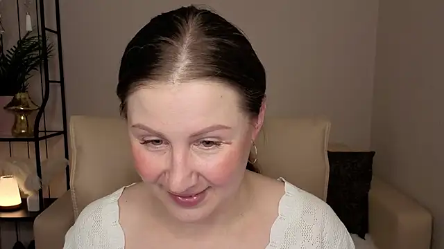 Snapshot of Helens_love chatting on 4, 5, 2026 Helens love online show from 4, 5, 2026