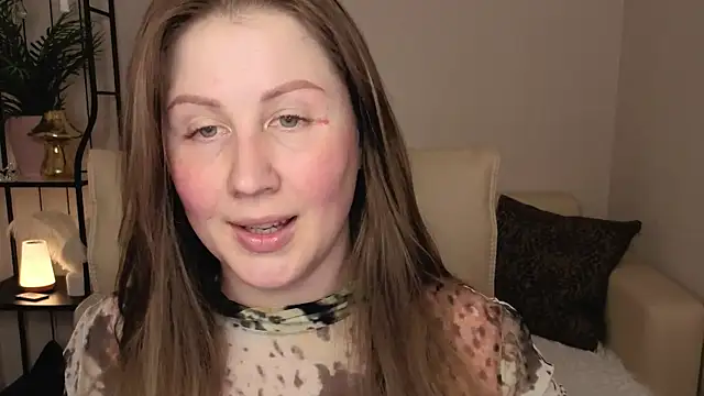 Snapshot of Helens_love chatting on 5, 5, 2026 Helens love online show from 5, 5, 2026