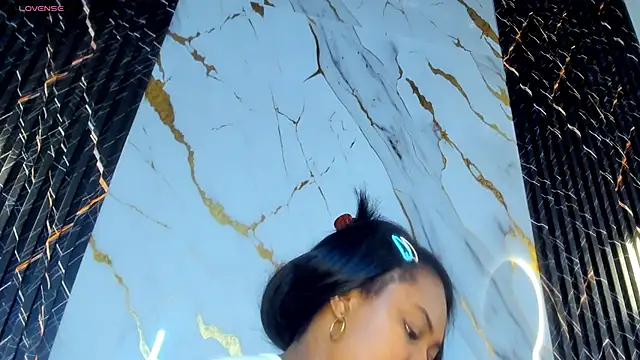 ebony hot1 online show from 17, 11, 2025