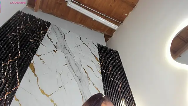 ebony hot1 online show from 17, 2, 2026