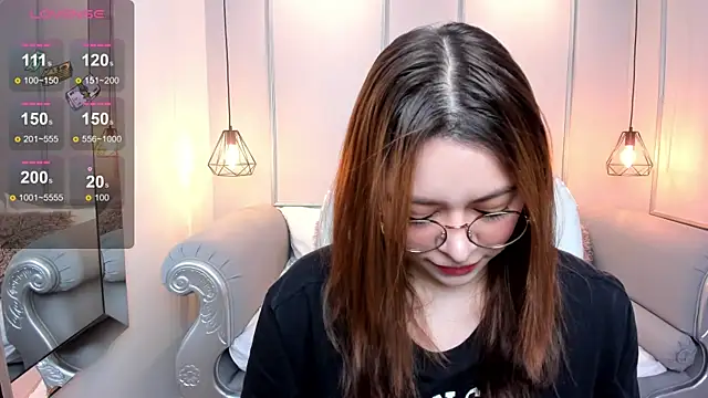 Lanna18 online show from 3, 1, 2025