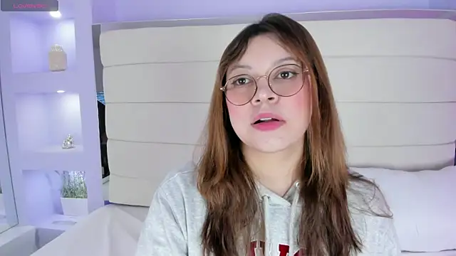 Lanna18 online show from 19, 2, 2025